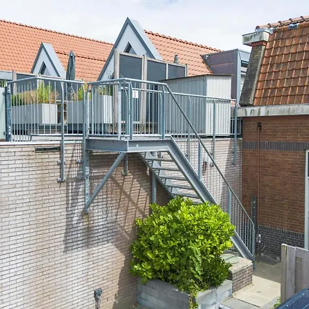 Weststraat 22 - - West 3p * Ouddorp
