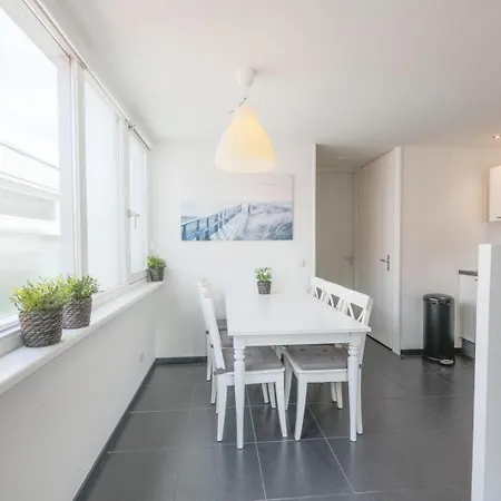 Weststraat 22 - - West 3p * Ouddorp